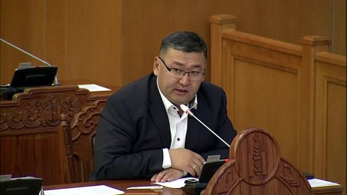 Ц.Туваан:Сүүний фермерүүдэд гурван хувийн хүүтэй зээл олгоно